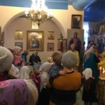 Момент причащения в храме Николая Чудотворца 11 ноября